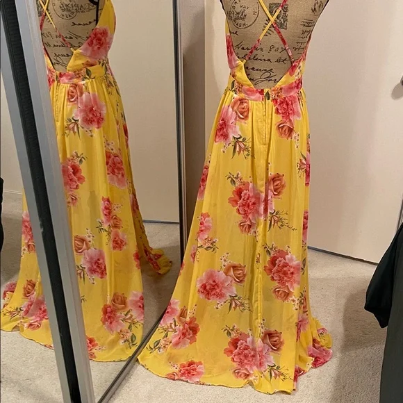 Xtaren Yellow Floral Maxi Dress - Picture 4 of 6